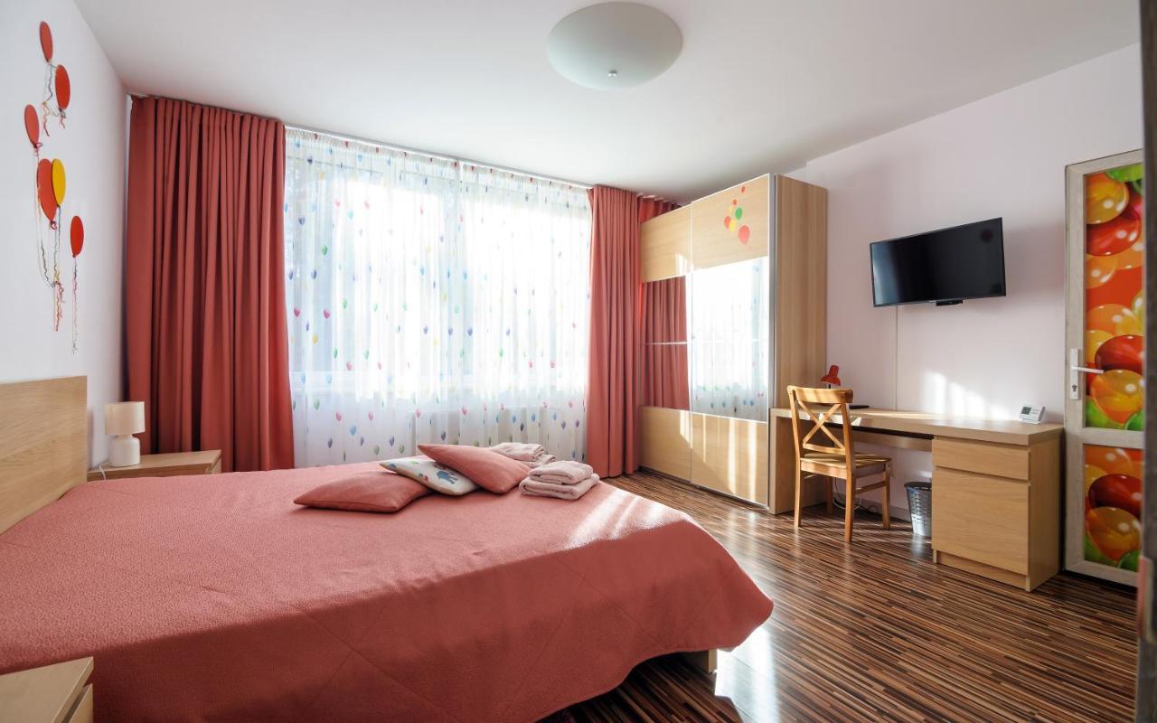 Colored Balloons - 3 Bedrooms, 3 Bathrooms, Equipped Large Apartments Liov Exterior foto